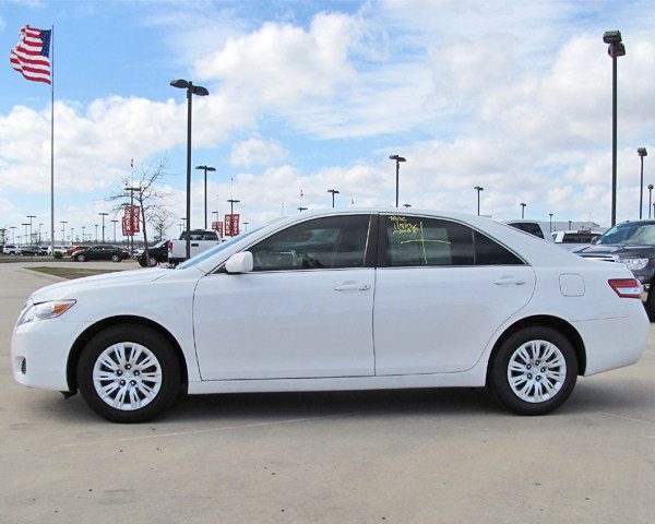 Toyota Camry 2011 photo 2