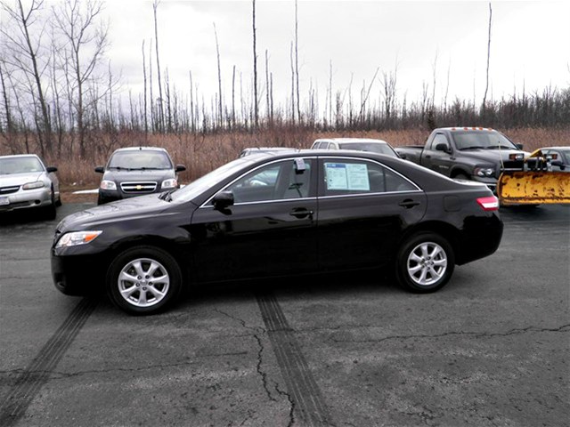 Toyota Camry 2011 photo 2