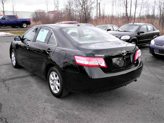 Toyota Camry 2011 photo 3