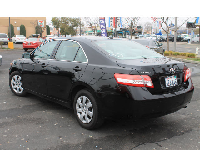 Toyota Camry 2011 photo 4