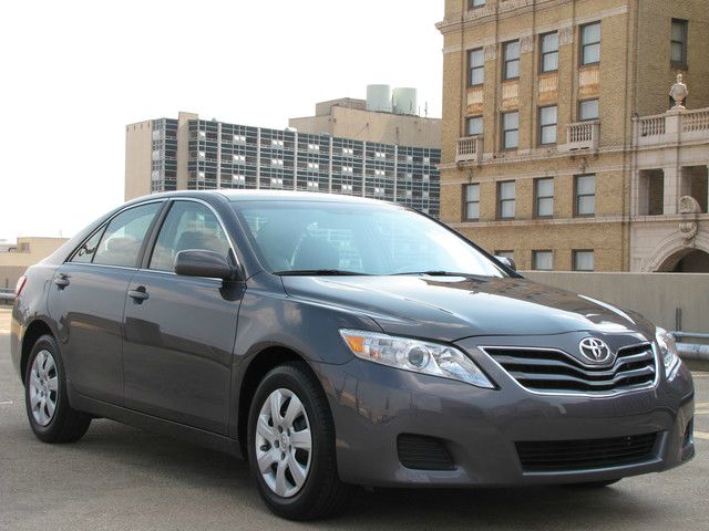 Toyota Camry 2011 photo 1