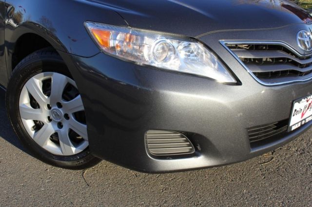 Toyota Camry 2011 photo 2