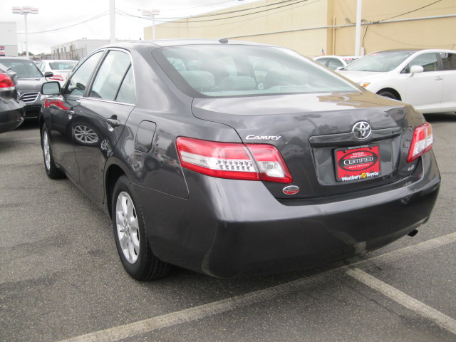 Toyota Camry 2011 photo 2