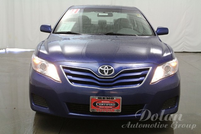 Toyota Camry 2011 photo 1