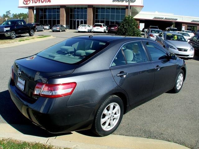 Toyota Camry 2011 photo 2