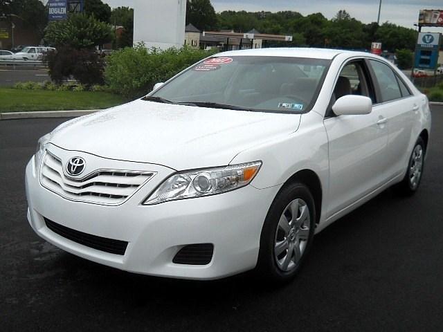 Toyota Camry 2011 photo 2