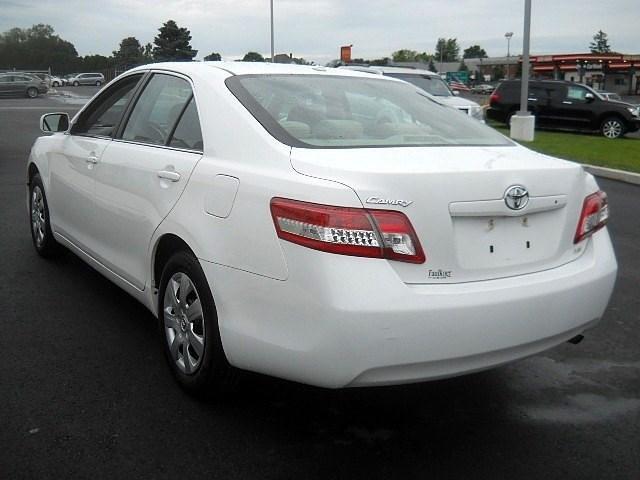 Toyota Camry 2011 photo 4