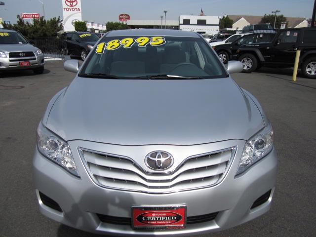 Toyota Camry 2011 photo 1