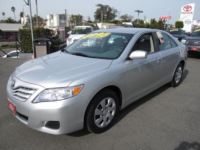 Toyota Camry 2011 photo 2