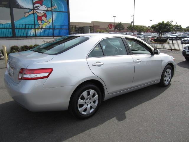 Toyota Camry 2011 photo 4