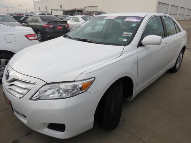 Toyota Camry 2011 photo 2