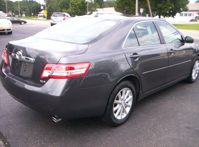 Toyota Camry SEL Sport Utility 4D Sedan