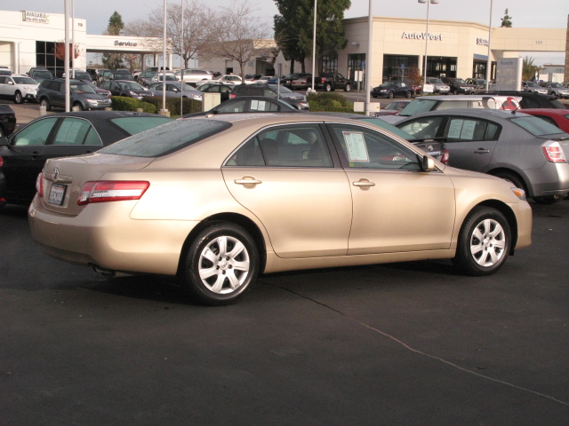 Toyota Camry 2011 photo 4
