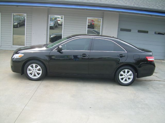 Toyota Camry 2004 2dr Cpe R/T Sedan