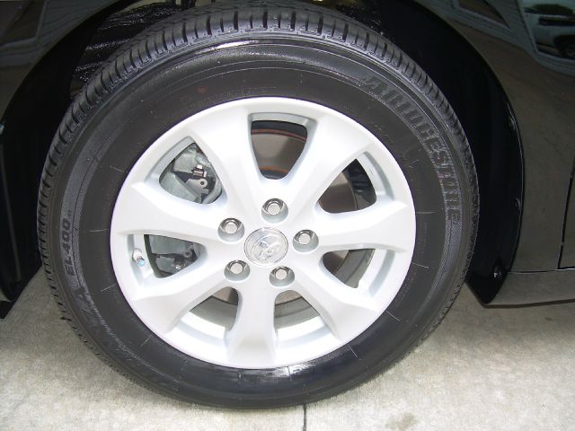 Toyota Camry 2011 photo 4