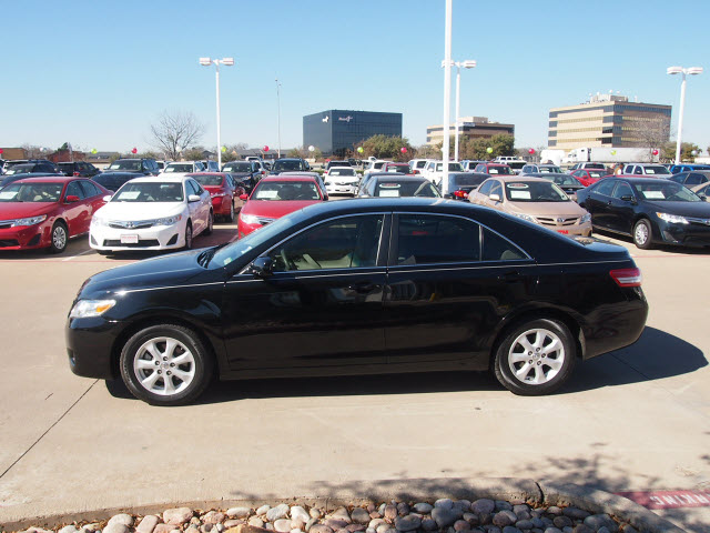 Toyota Camry 2011 photo 3