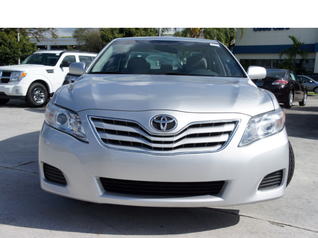 Toyota Camry 2011 photo 2