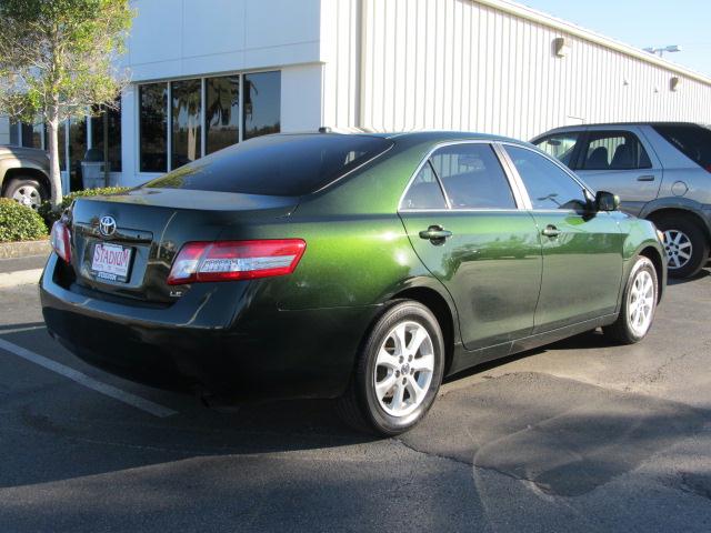 Toyota Camry 2011 photo 2