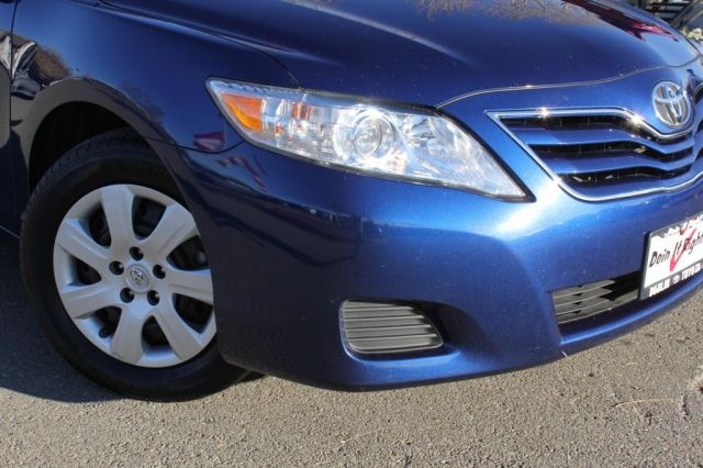 Toyota Camry 2011 photo 2