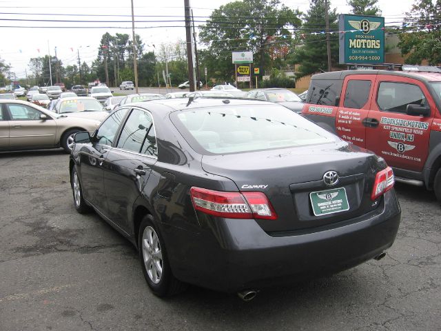 Toyota Camry 2011 photo 1