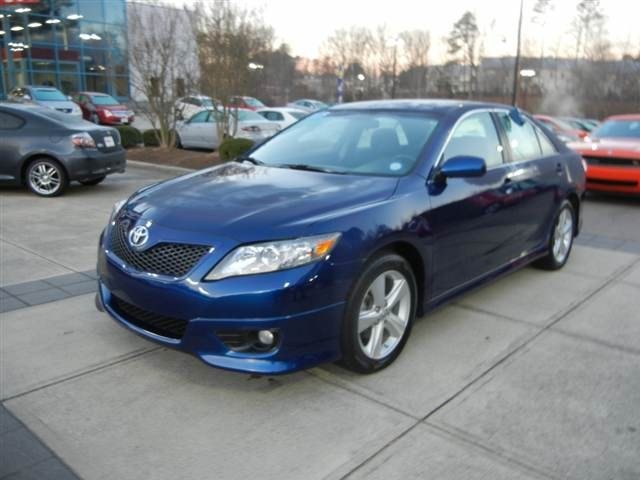 Toyota Camry 2011 photo 1