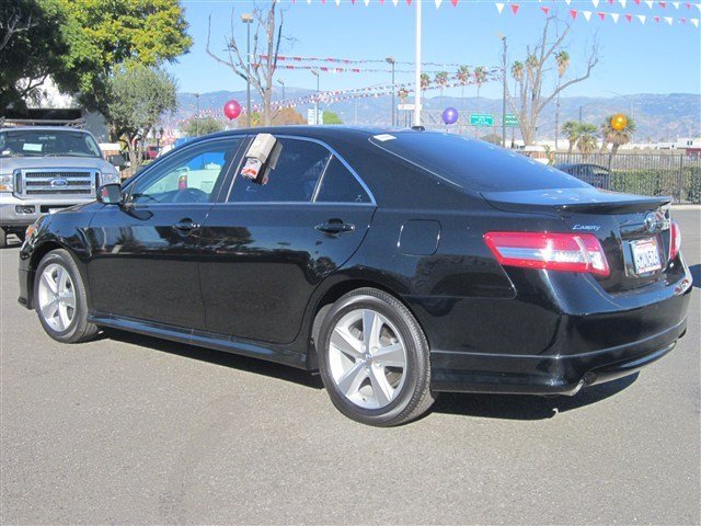 Toyota Camry 2011 photo 1
