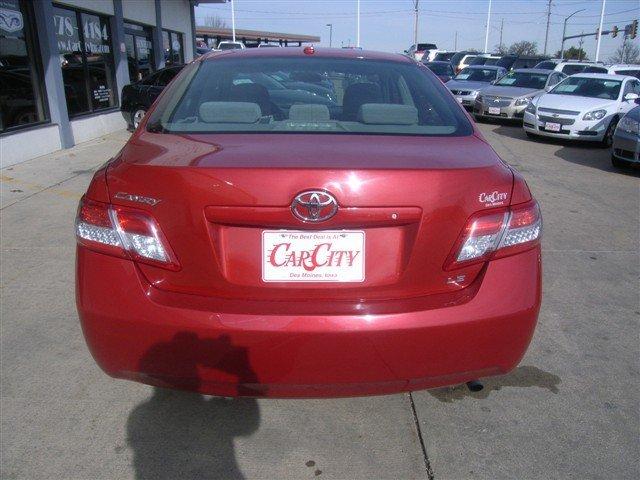 Toyota Camry 2011 photo 1