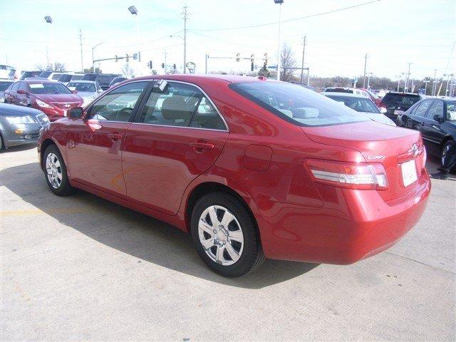 Toyota Camry 2011 photo 2