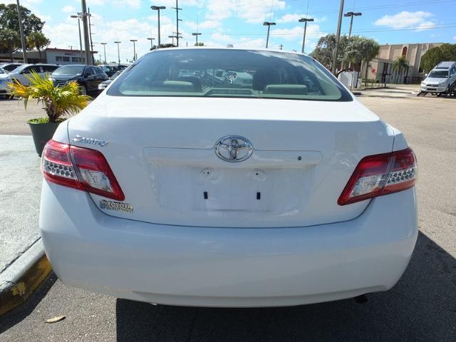 Toyota Camry 2011 photo 4