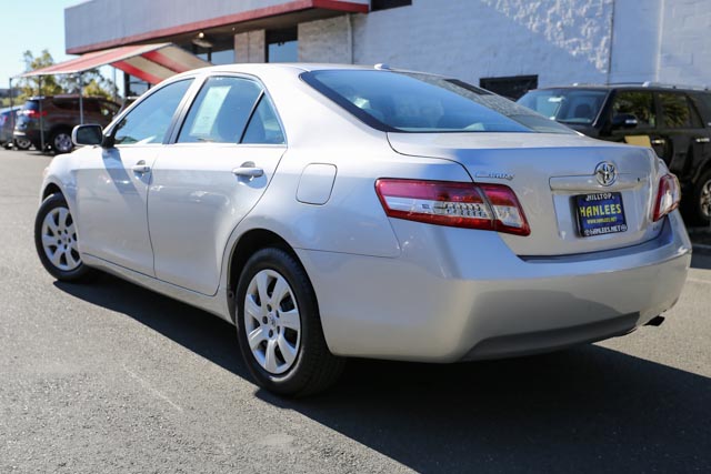 Toyota Camry 2011 photo 2