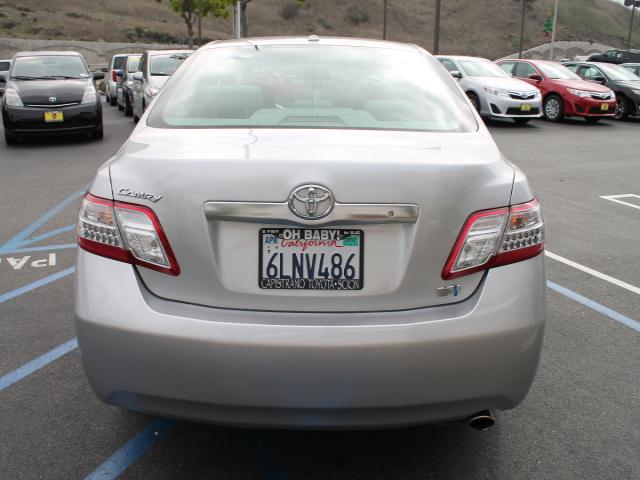 Toyota Camry 2011 photo 4