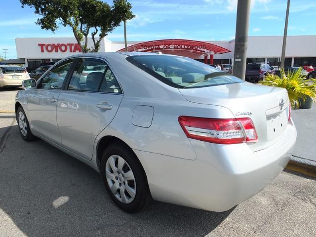 Toyota Camry 2011 photo 5