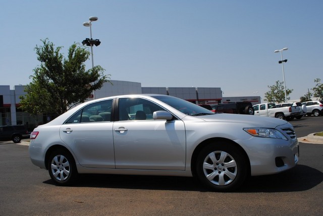 Toyota Camry 2011 photo 1