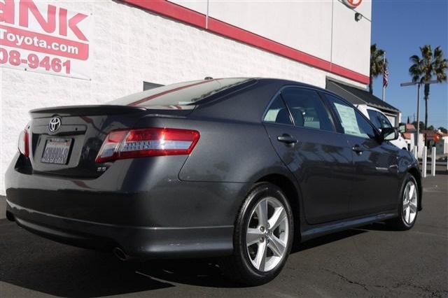 Toyota Camry 2011 photo 4