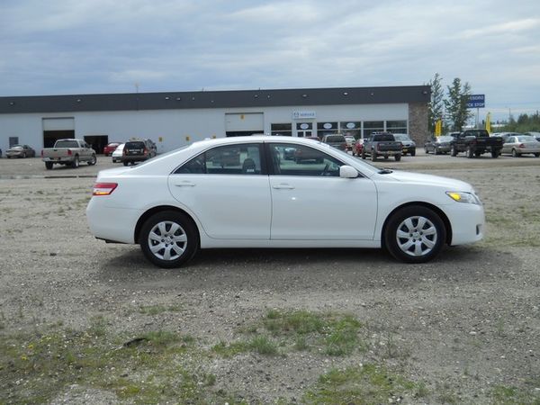 Toyota Camry 2011 photo 2