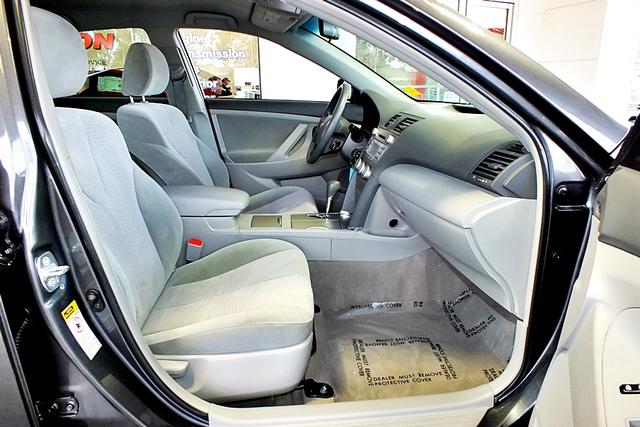 Toyota Camry 2011 photo 4