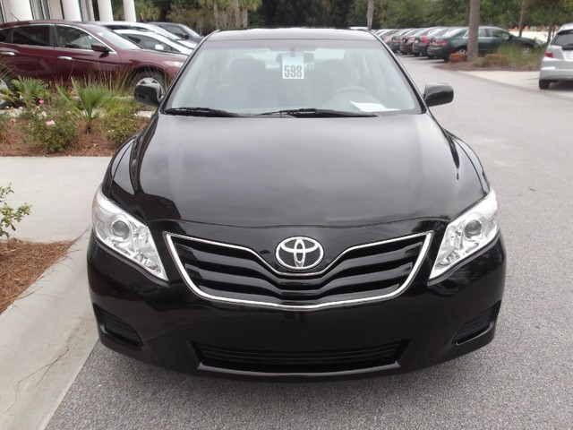 Toyota Camry 2011 photo 1