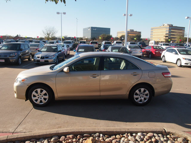 Toyota Camry 2011 photo 3