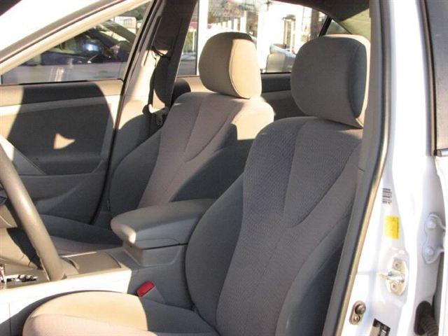 Toyota Camry CVT Sedan