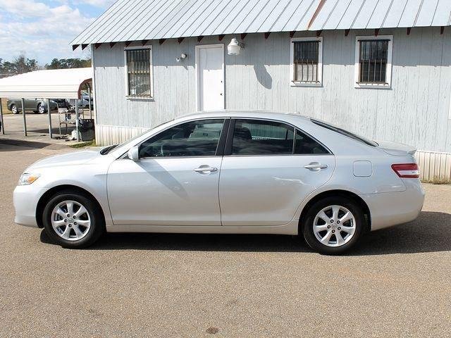 Toyota Camry 2011 photo 1
