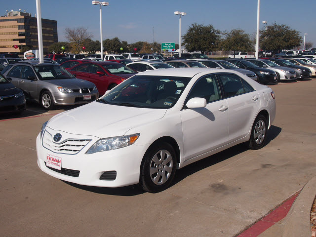 Toyota Camry 2011 photo 2