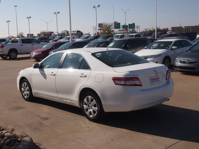 Toyota Camry 2011 photo 4