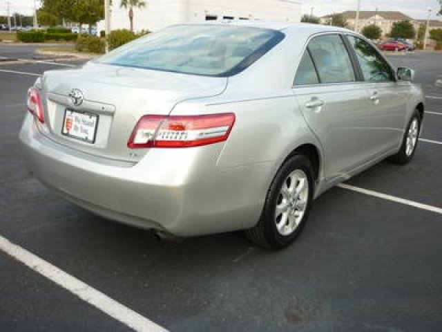 Toyota Camry 2011 photo 4