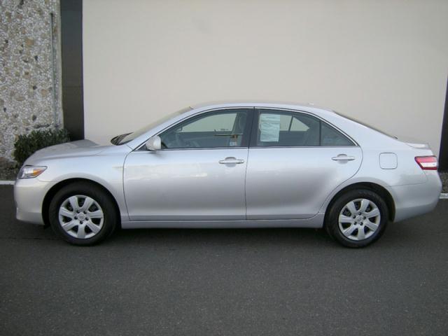 Toyota Camry 2011 photo 1