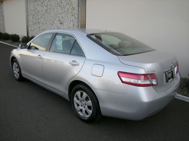 Toyota Camry 2011 photo 2