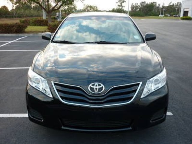 Toyota Camry 2011 photo 2