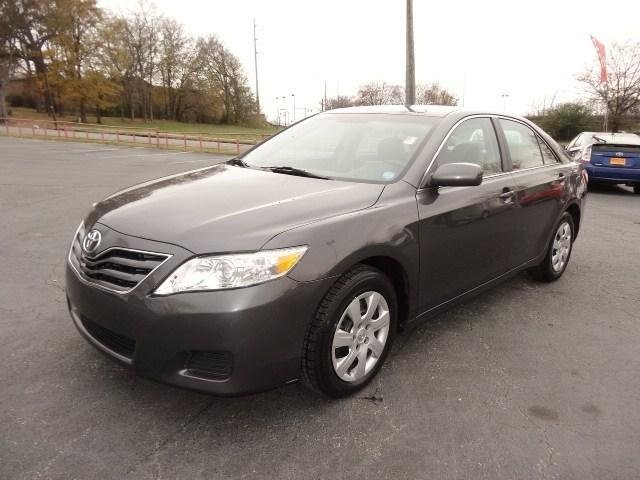 Toyota Camry 2011 photo 2