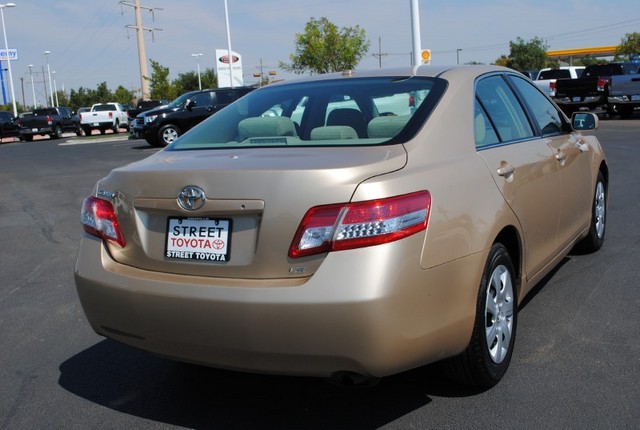 Toyota Camry 2011 photo 4