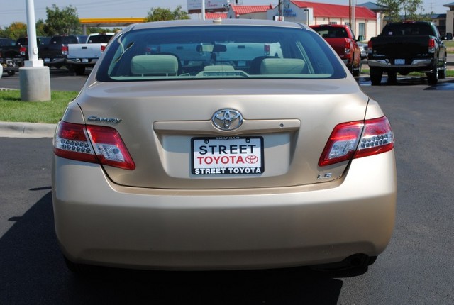 Toyota Camry 2011 photo 5
