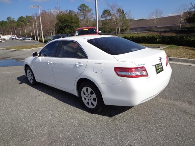 Toyota Camry 2011 photo 2